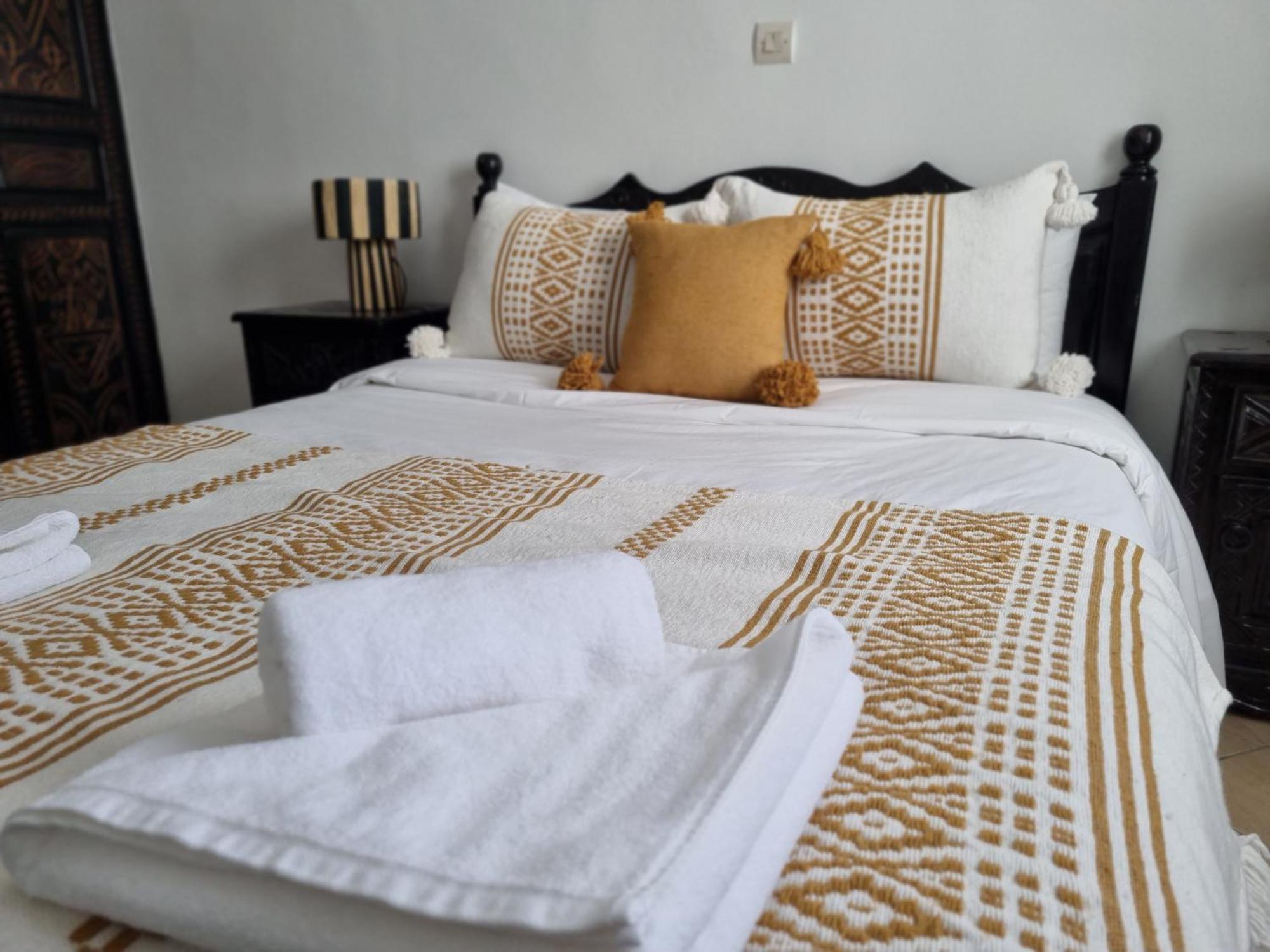 Riad Searenity Tamraght エクステリア 写真
